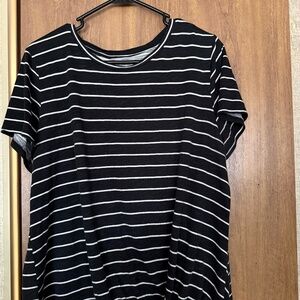 Distressed faux knot stripped Tshirt